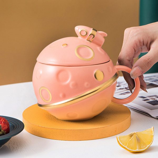 Creative Ceramic Mug Cute Female With Lid Spoon
