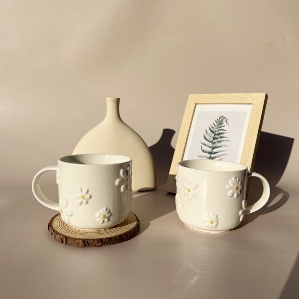 Simple And Lovely Gentle Embossed Gardenia Pattern Ceramic Mug