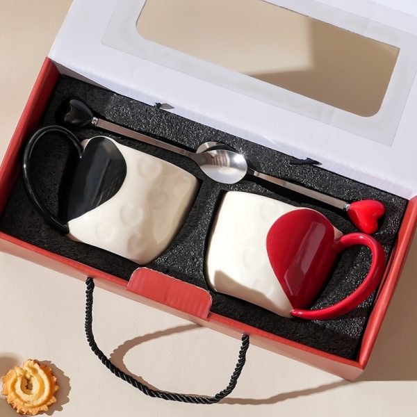 Heart-shaped Ceramic Mug Birthday Gift Souvenir Office Coffee Cup