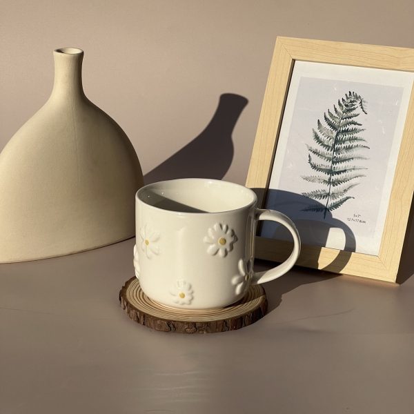Simple And Lovely Gentle Embossed Gardenia Pattern Ceramic Mug