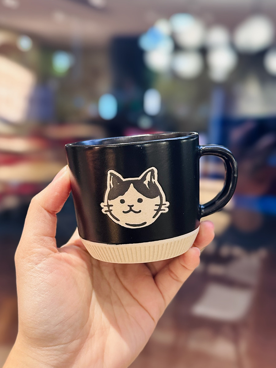 Japanese-Style Cute Cat Coffee Mug, Retro Ceramic Drinking Cup for Home, Ideal Oatmeal Mug for Girls