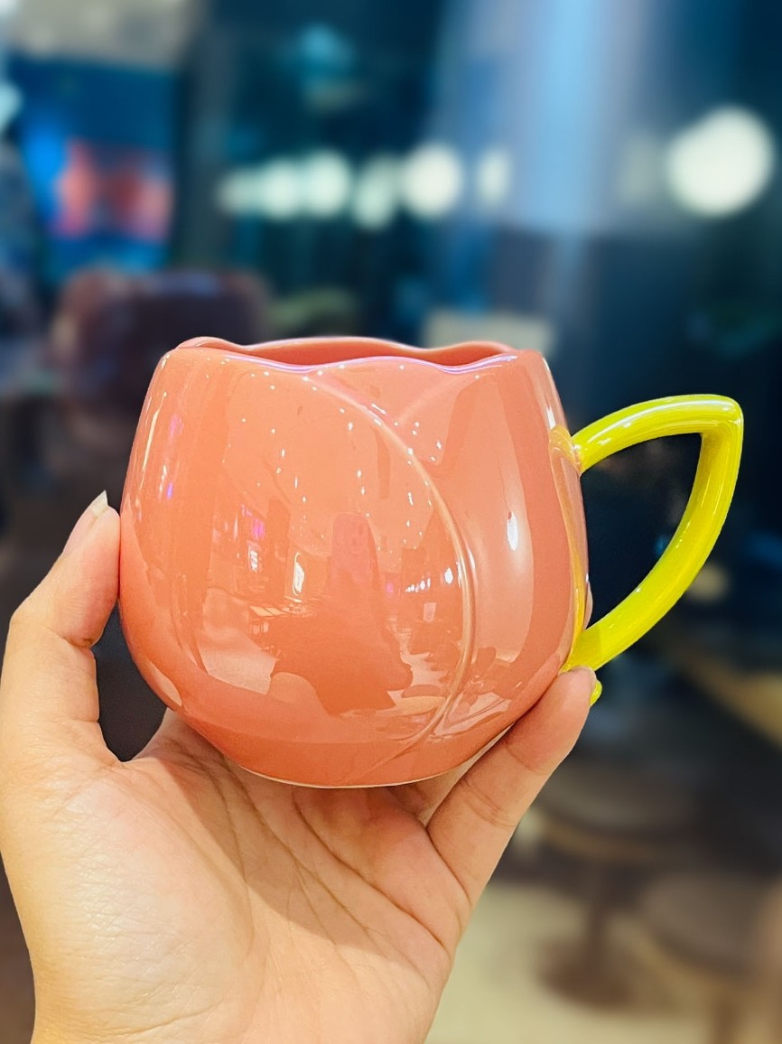 Light Luxury Tulip Ceramic Drinking Cup - Elegant Gift for Girls, Perfect Birthday Mug for Best Friends
