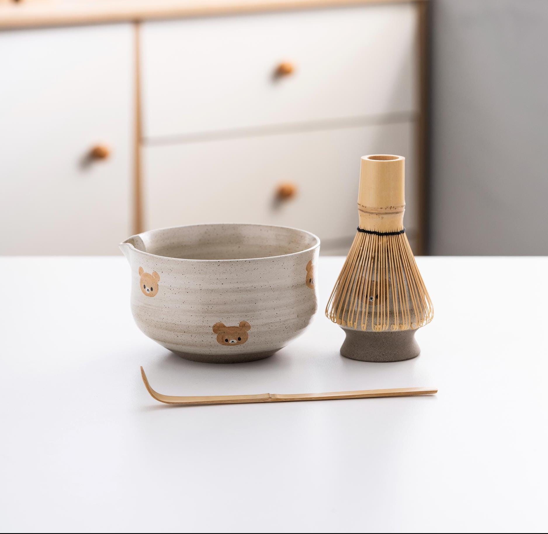 bear-ceramic-matcha-bowl-set-with-bamboo-whisk-450ml-starter-kit-02 Bear Ceramic Matcha Bowl Set with Bamboo Whisk, 450ml Starter Kit