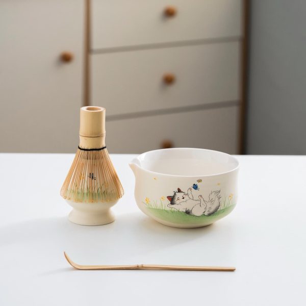 Beige Cat Hand-painted Ceramic Matcha Bowl Set with Bamboo Whisk & Holder, 450ml Starter Kit