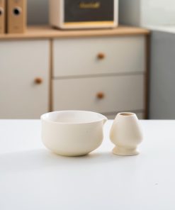 Beige Cat Hand-painted Ceramic Matcha Bowl Set with Bamboo Whisk & Holder, 450ml Starter Kit
