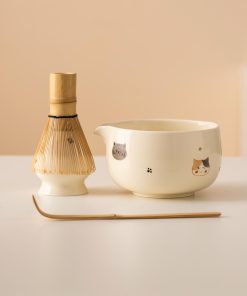 Beige Cat Hand-painted Ceramic Matcha Bowl Set with Spout, Bamboo Whisk & Holder, 450ml Gift Kit