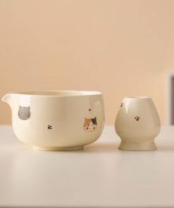 Beige Cat Hand-painted Ceramic Matcha Bowl Set with Spout, Bamboo Whisk & Holder, 450ml Gift Kit
