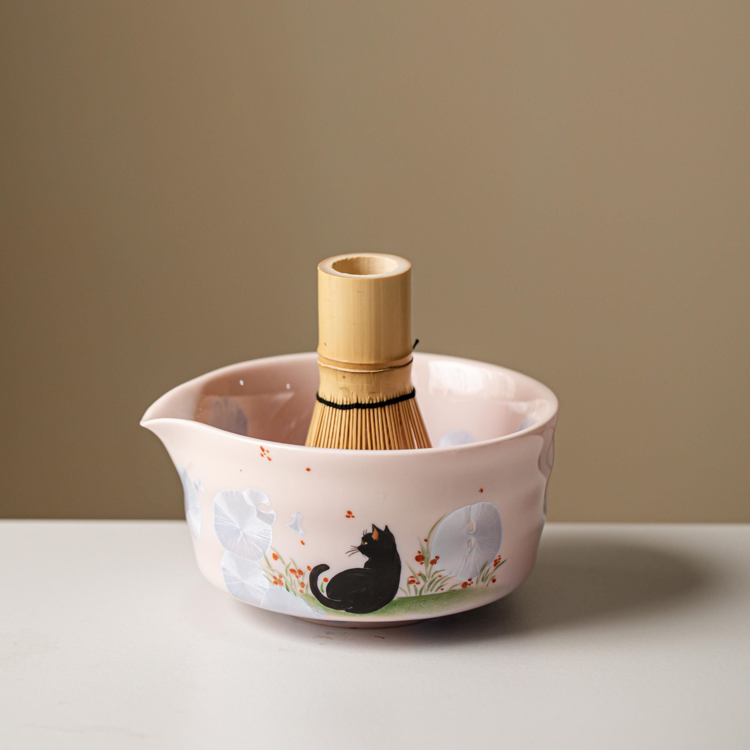 black-black-cat-cat-ceramic-matcha-bowl-set-with-bamboo-whisk-and-holder-450ml-starter-kit-06 Black Black Cat Cat Ceramic Matcha Bowl Set with Bamboo Whisk & Holder, 450ml Starter Kit