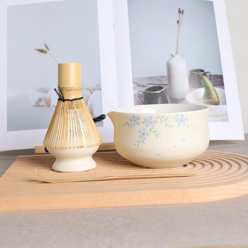 blue-floral-hand-painted-ceramic-matcha-bowl-set-with-bamboo-whisk-450ml-chawan-kit-01 Blue Floral Hand-painted Ceramic Matcha Bowl Set with Bamboo Whisk, 450ml Chawan Kit
