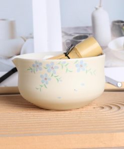 Blue Floral Hand-painted Ceramic Matcha Bowl Set with Bamboo Whisk, 450ml Chawan Kit