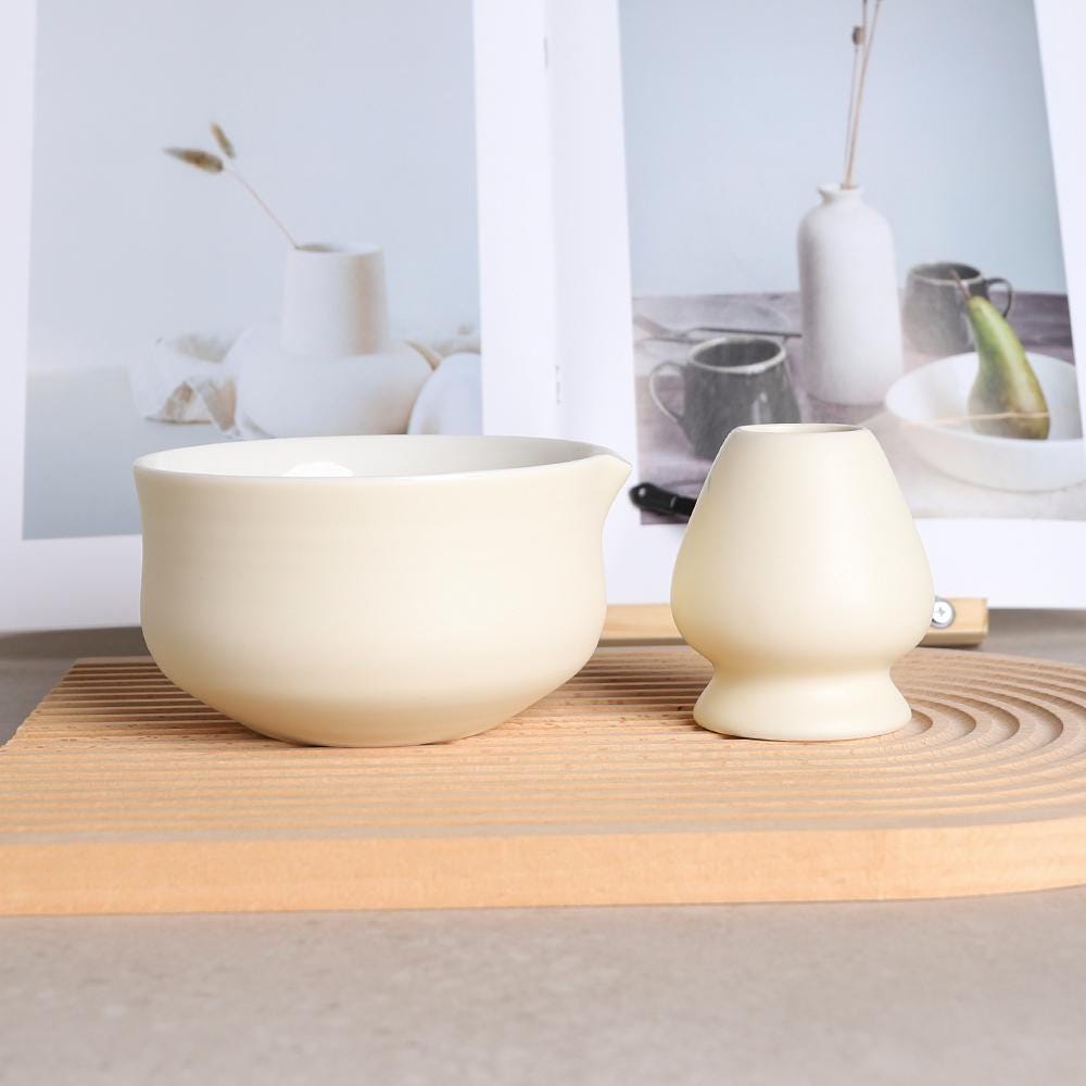 blue-floral-hand-painted-ceramic-matcha-bowl-set-with-bamboo-whisk-450ml-chawan-kit-04 Blue Floral Hand-painted Ceramic Matcha Bowl Set with Bamboo Whisk, 450ml Chawan Kit