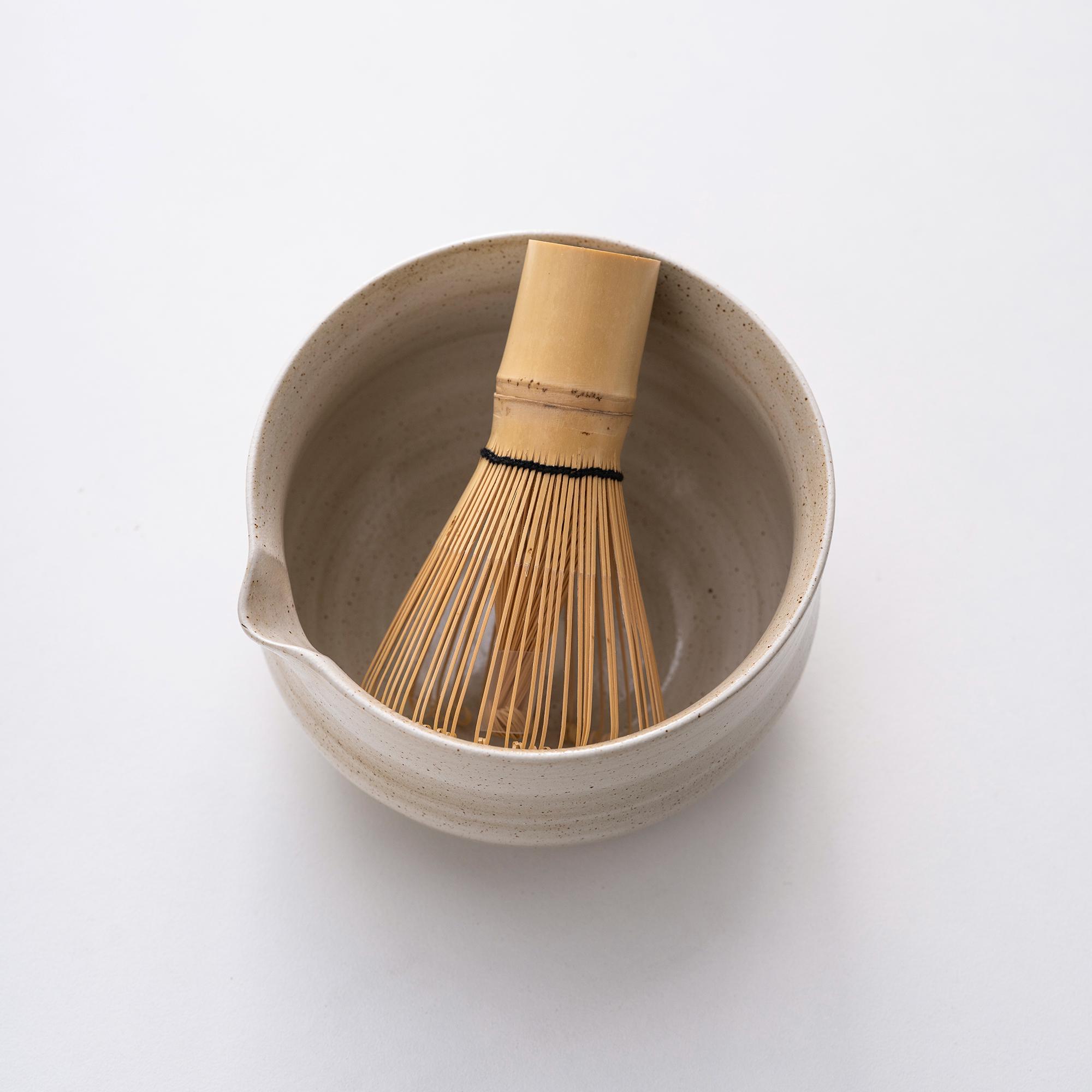ceramic-matcha-bowl-set-with-bamboo-whisk-450ml-starter-kit-06 Ceramic Matcha Bowl Set with Bamboo Whisk, 450ml Starter Kit