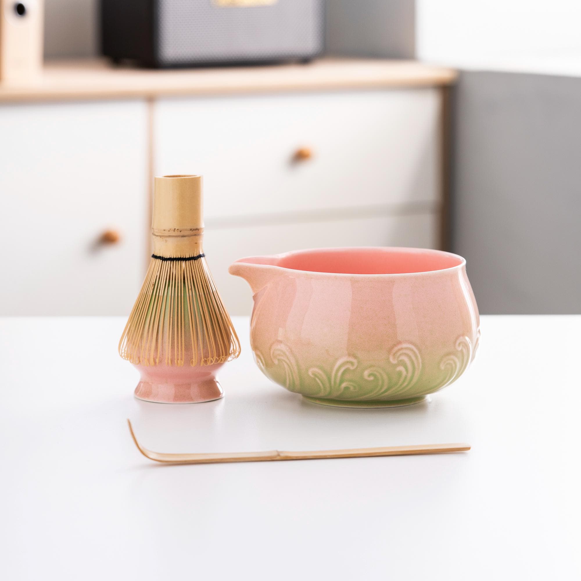ceramic-matcha-bowl-set-with-bamboo-whisk-and-holder-600ml-starter-kit-02 Ceramic Matcha Bowl Set with Bamboo Whisk & Holder, 600ml Starter Kit