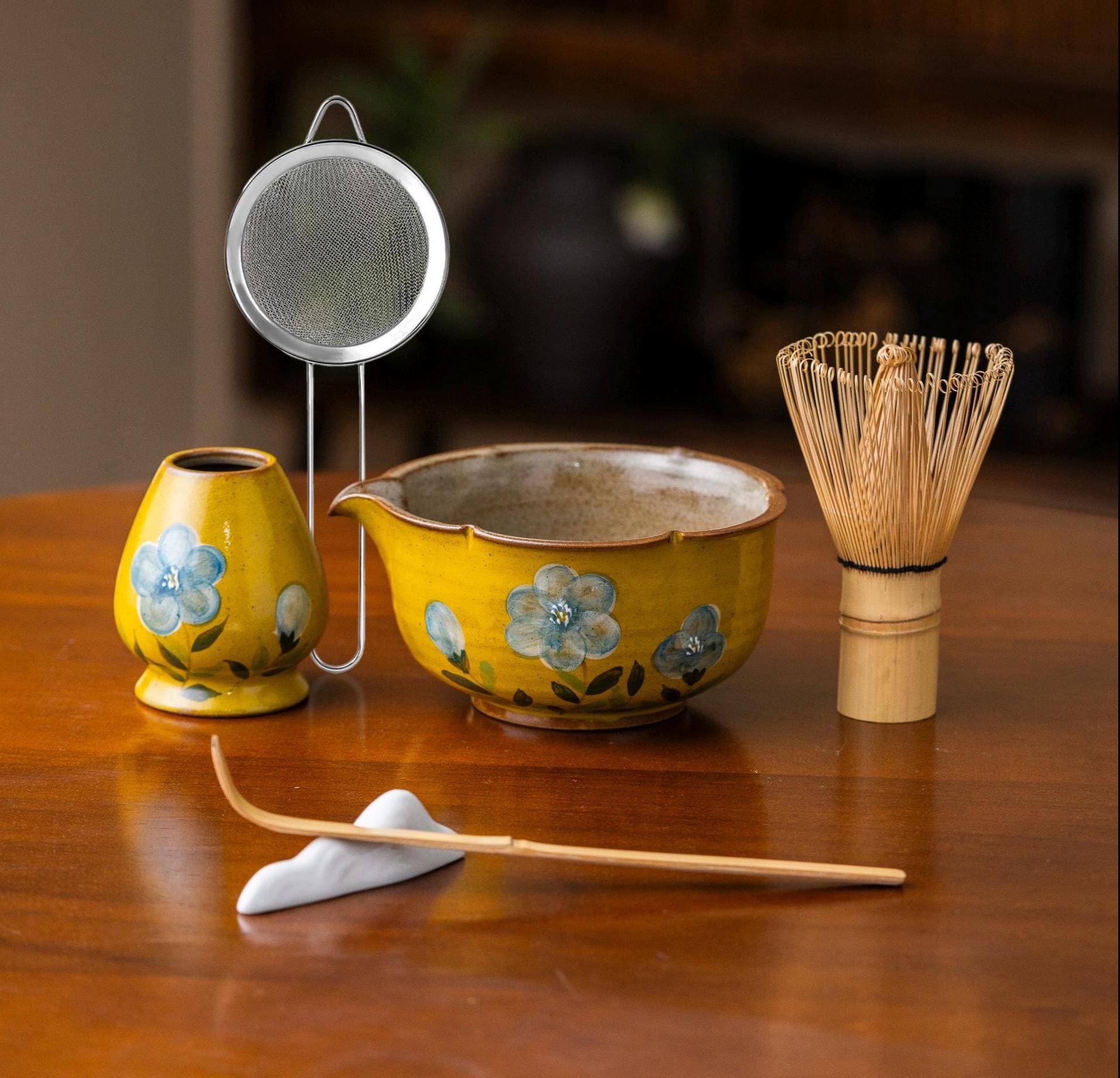 Floral Ceramic Matcha Bowl Set, 600ml Gift Kit