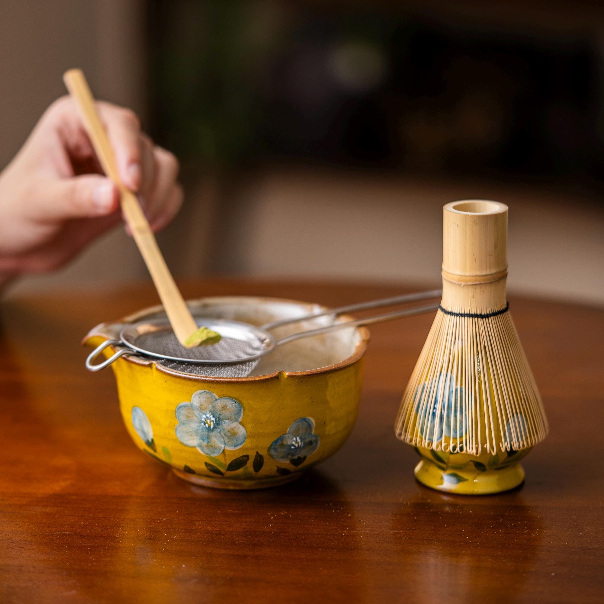 floral-ceramic-matcha-bowl-set-600ml-gift-kit-02 Floral Ceramic Matcha Bowl Set, 600ml Gift Kit