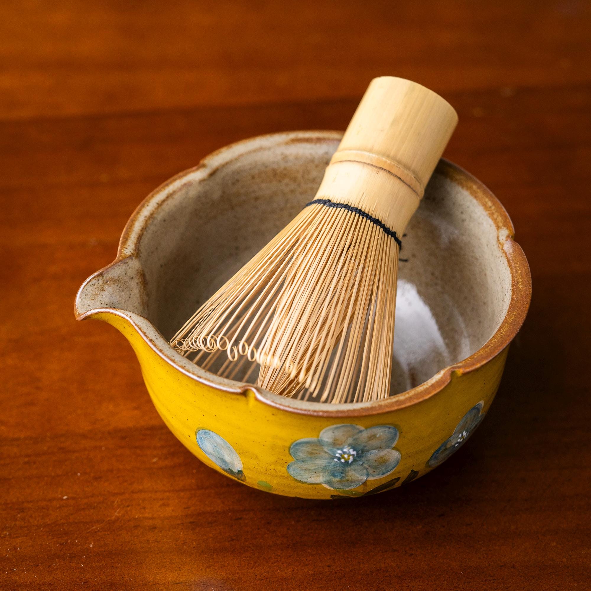 floral-ceramic-matcha-bowl-set-600ml-gift-kit-05 Floral Ceramic Matcha Bowl Set, 600ml Gift Kit
