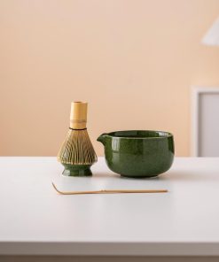 Green Ceramic Matcha Bowl Set with Spout, Bamboo Whisk & Holder, 450ml Starter Kit