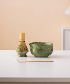 Green Ceramic Matcha Bowl Set with Spout, Bamboo Whisk & Holder, 450ml Starter Kit