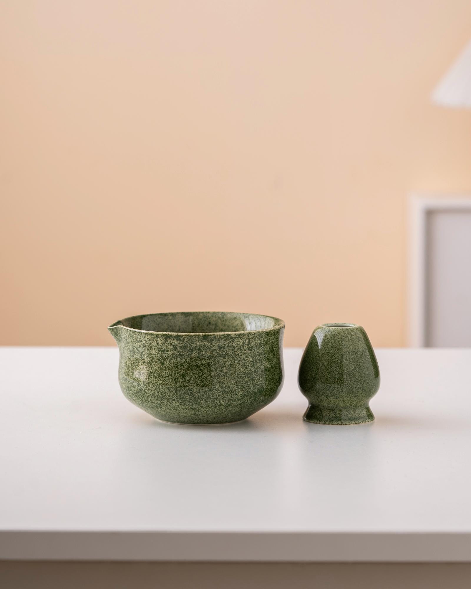 green-ceramic-matcha-bowl-set-with-spout-bamboo-whisk-and-holder-450ml-starter-kit-02 Green Ceramic Matcha Bowl Set with Spout, Bamboo Whisk & Holder, 450ml Starter Kit