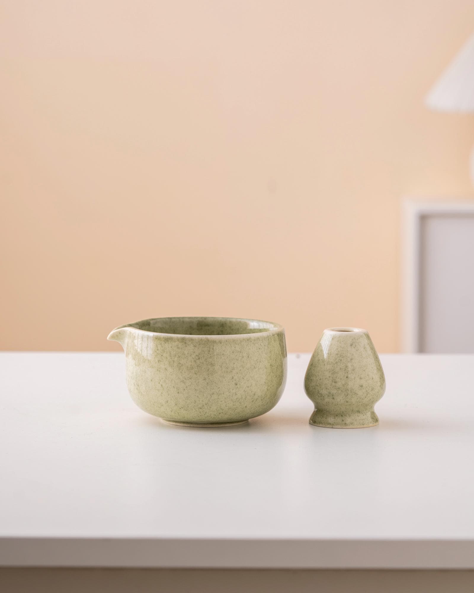green-ceramic-matcha-bowl-set-with-spout-bamboo-whisk-and-holder-450ml-starter-kit-02 Green Ceramic Matcha Bowl Set with Spout, Bamboo Whisk & Holder, 450ml Starter Kit