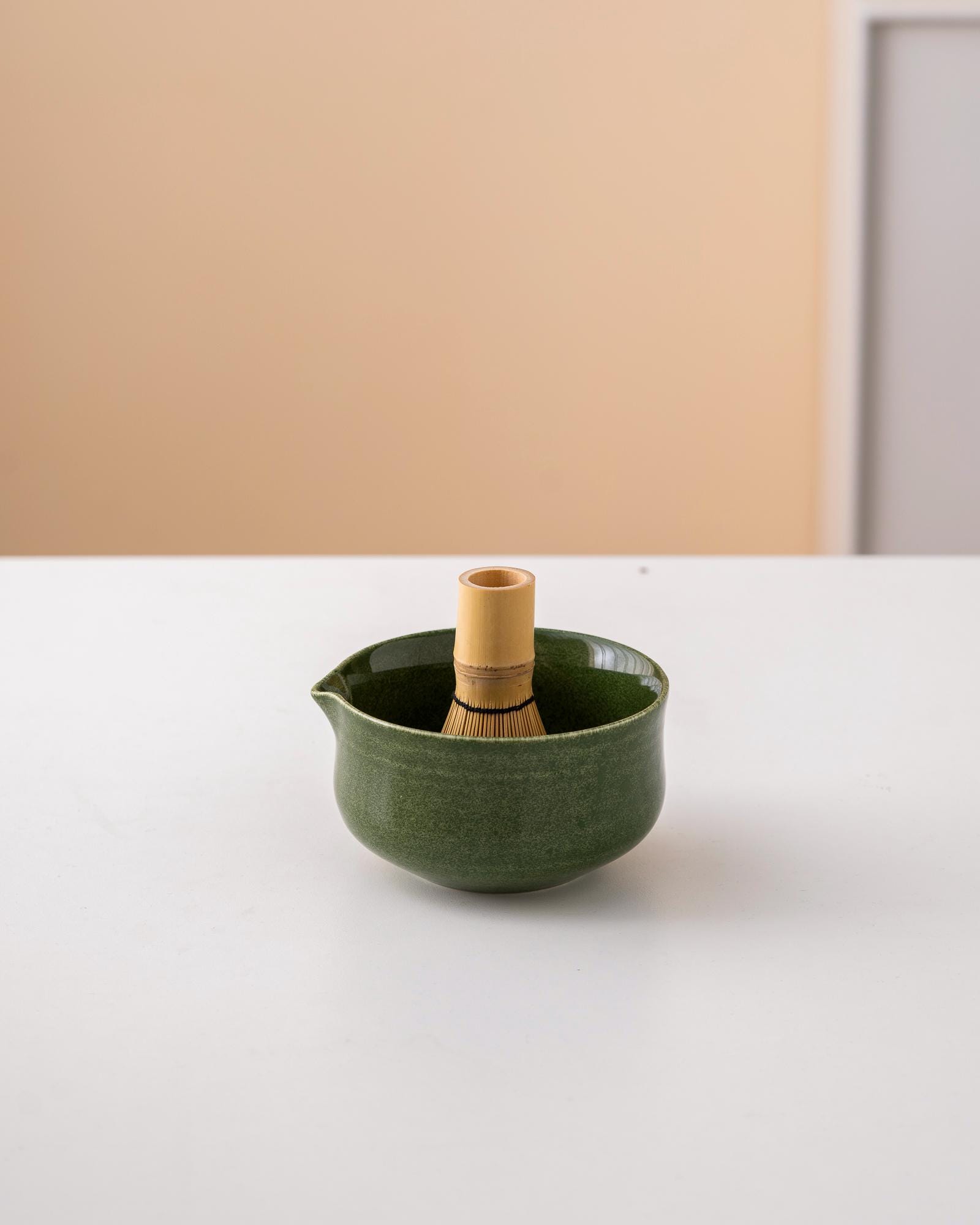 green-ceramic-matcha-bowl-set-with-spout-bamboo-whisk-and-holder-450ml-starter-kit-04 Green Ceramic Matcha Bowl Set with Spout, Bamboo Whisk & Holder, 450ml Starter Kit