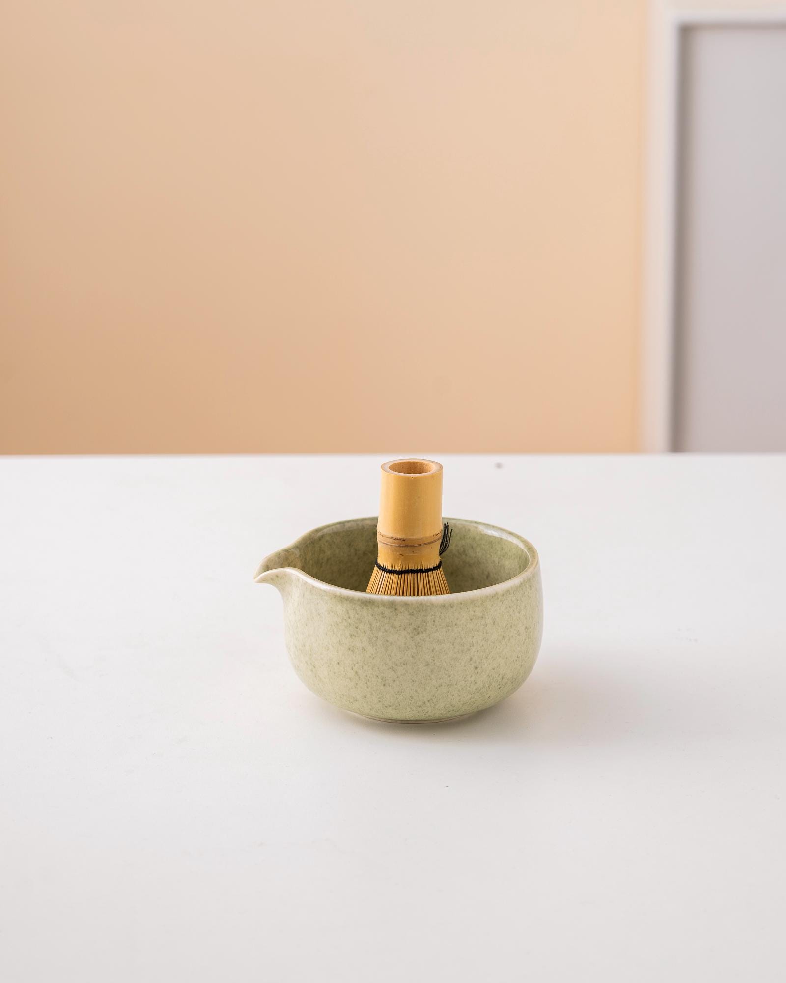 green-ceramic-matcha-bowl-set-with-spout-bamboo-whisk-and-holder-450ml-starter-kit-05 Green Ceramic Matcha Bowl Set with Spout, Bamboo Whisk & Holder, 450ml Starter Kit