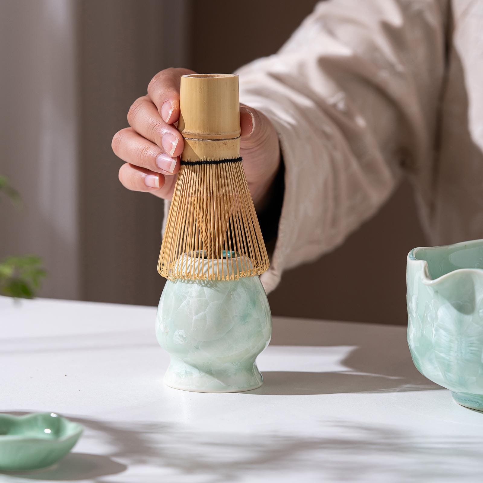 green-crystalline-ceramic-matcha-bowl-set-with-bamboo-whisk-600ml-starter-kit-06 Green Crystalline Ceramic Matcha Bowl Set with Bamboo Whisk, 600ml Starter Kit
