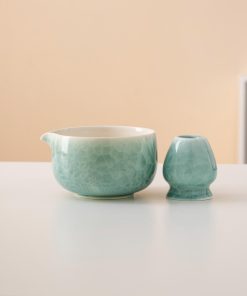 Green Flower Ceramic Matcha Bowl Set with Spout, Bamboo Whisk & Holder, 450ml Gift Kit
