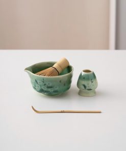 Green White Daisy Ceramic Matcha Bowl Set with Bamboo Whisk & Holder, 450ml Starter Kit
