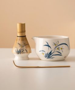 Hand-painted Ceramic Matcha Bowl Set with Spout, Bamboo Whisk & Holder, 450ml Starter Kit