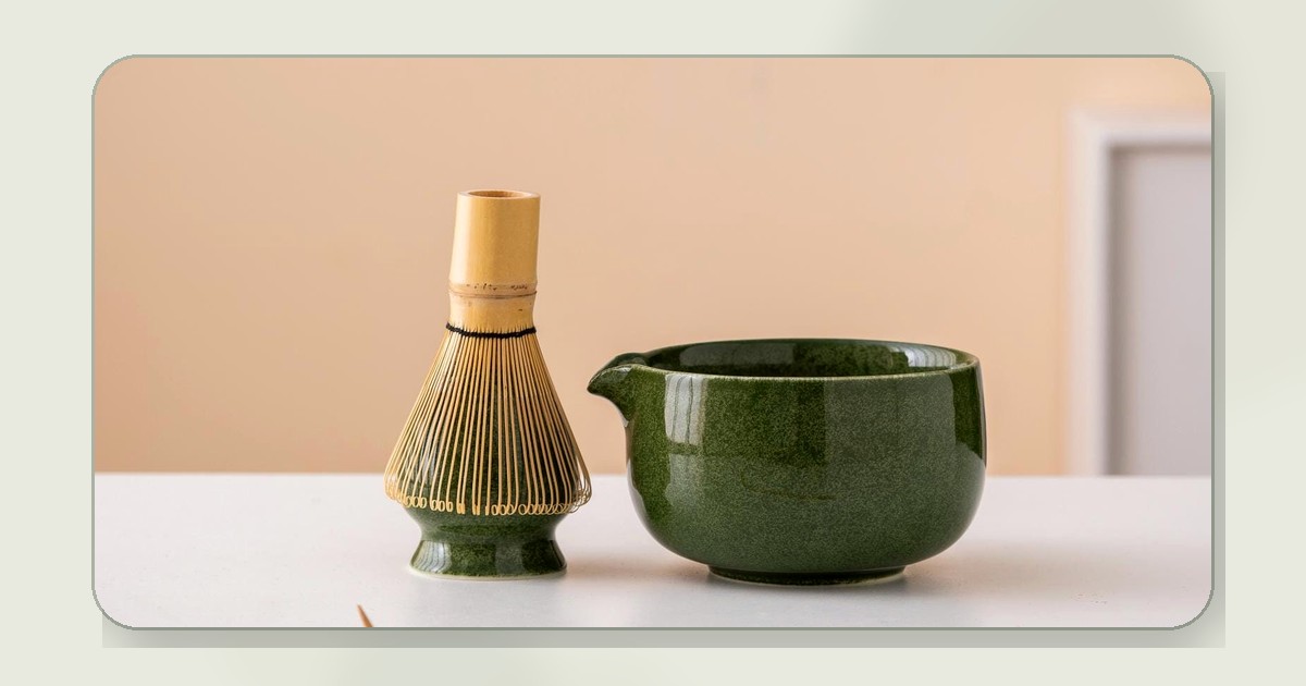 Matcha Bowl With Spout vs Regular Bowl