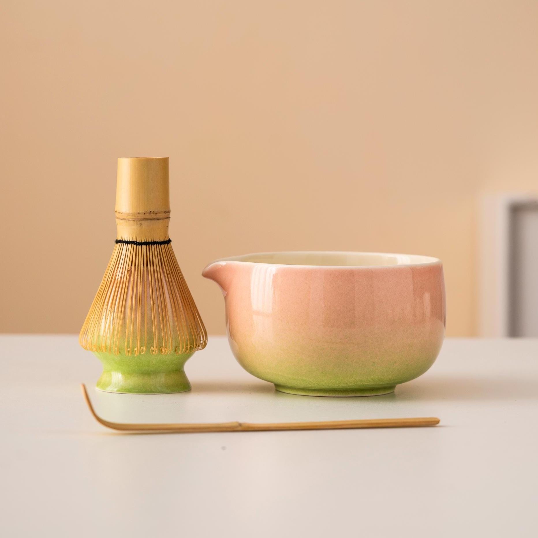 Pink Ceramic Matcha Bowl Set with Spout, Bamboo Whisk & Holder, 450ml Gift Kit