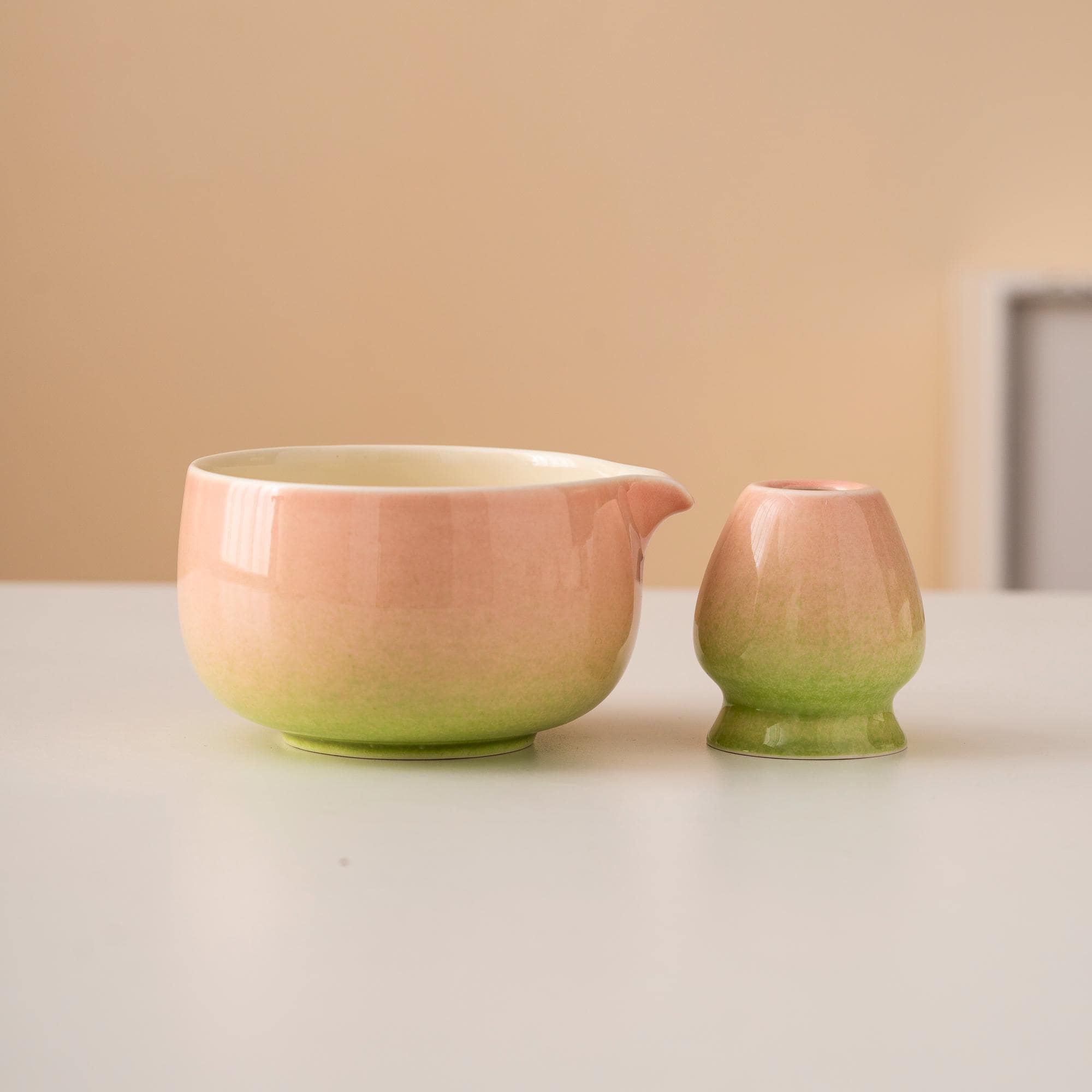 pink-ceramic-matcha-bowl-set-with-spout-bamboo-whisk-and-holder-450ml-gift-kit-03 Pink Ceramic Matcha Bowl Set with Spout, Bamboo Whisk & Holder, 450ml Gift Kit