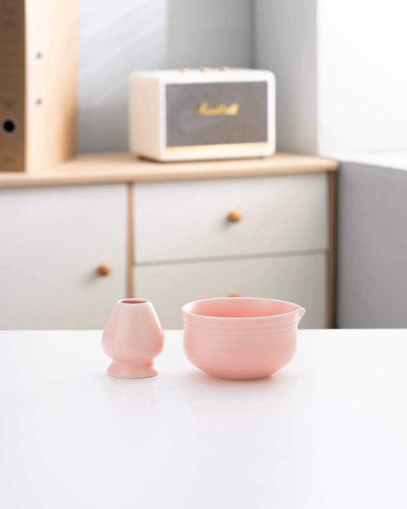 pink-floral-hand-painted-ceramic-matcha-bowl-set-450ml-starter-kit-04 Pink Floral Hand-painted Ceramic Matcha Bowl Set, 450ml Starter Kit