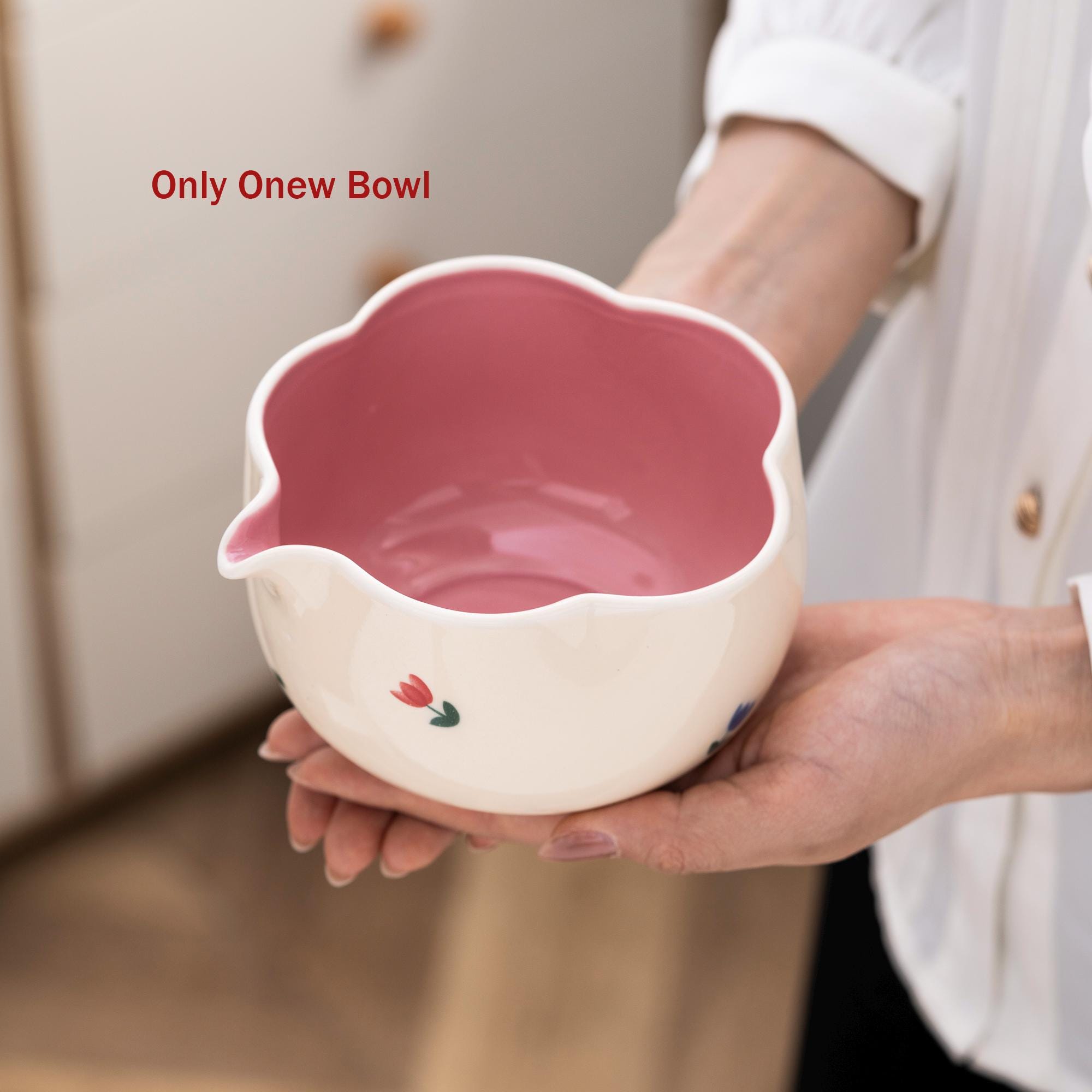 pink-white-floral-ceramic-matcha-bowl-set-with-bamboo-whisk-500ml-gift-kit-06 Pink White Floral Ceramic Matcha Bowl Set with Bamboo Whisk, 500ml Gift Kit