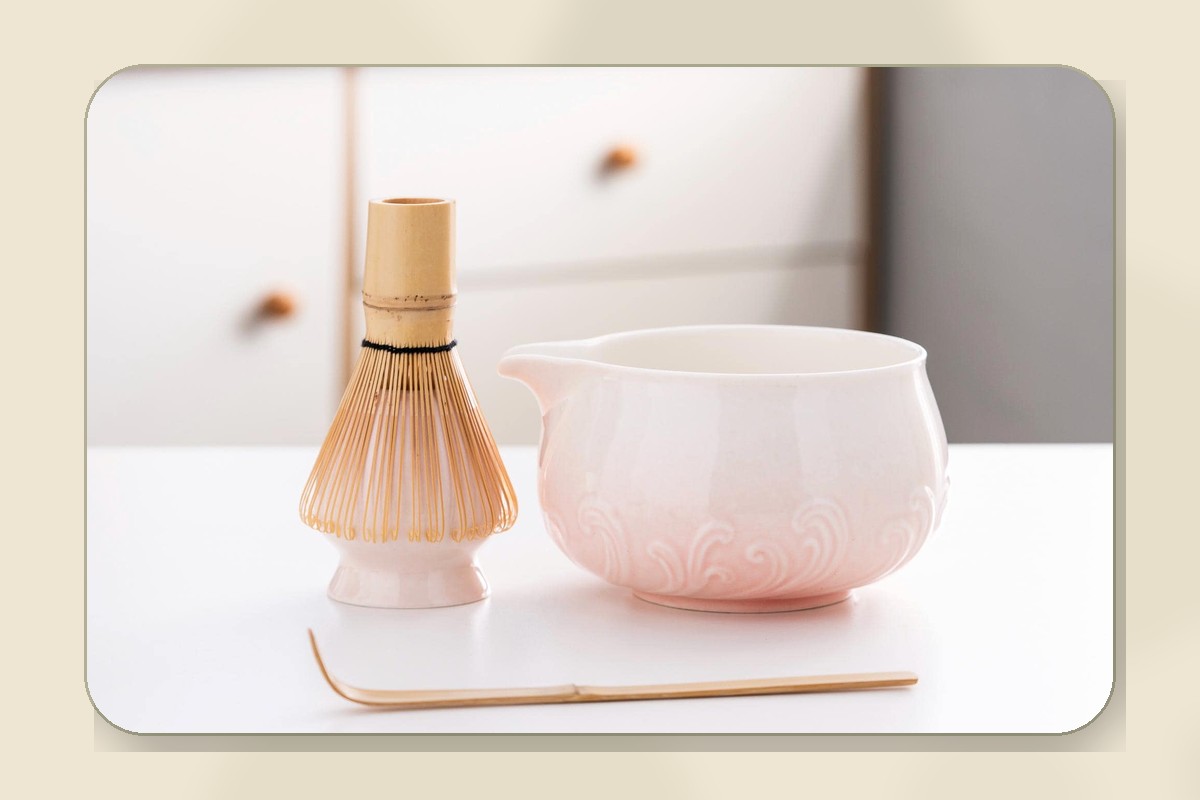 Whisk Holder vs No Holder shop the look