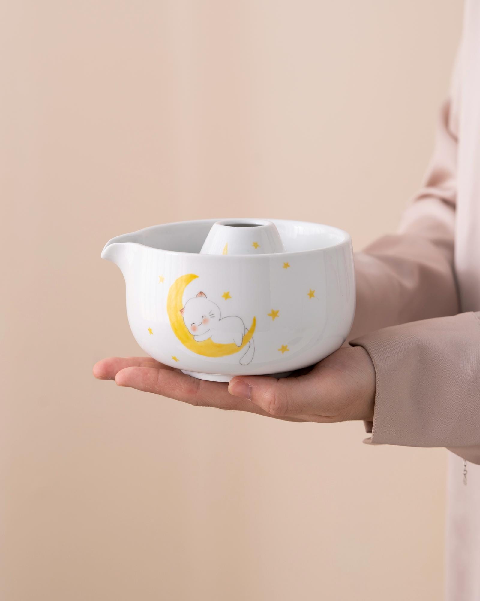 white-cat-hand-painted-ceramic-matcha-bowl-set-with-bamboo-whisk-and-holder-450ml-starter-kit-04 White Cat Hand-painted Ceramic Matcha Bowl Set with Bamboo Whisk & Holder, 450ml Starter Kit