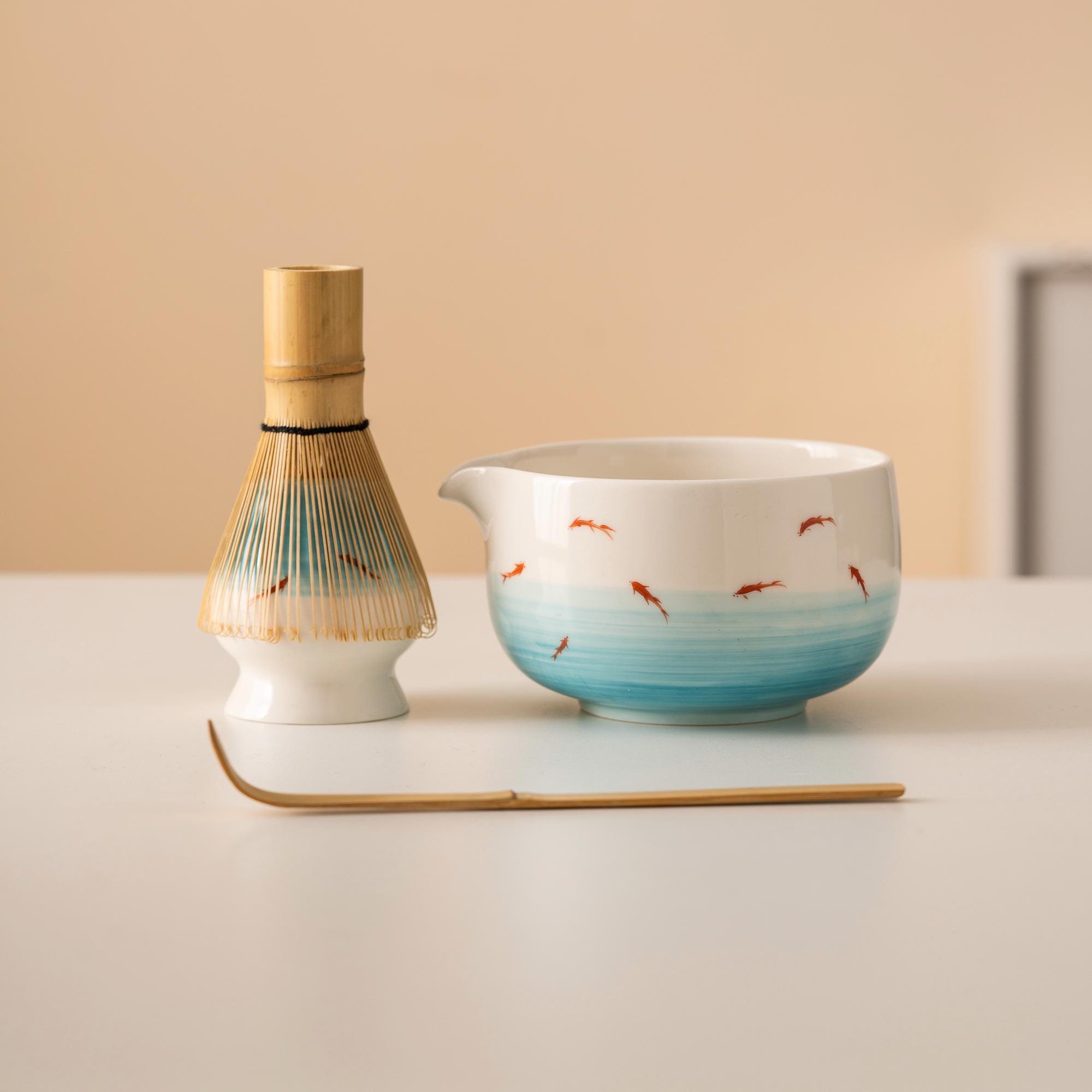 white-fish-hand-painted-ceramic-matcha-bowl-set-with-spout-bamboo-whisk-and-holder-450ml-gift-kit-01 White Fish Hand-painted Ceramic Matcha Bowl Set with Spout, Bamboo Whisk & Holder, 450ml Gift Kit