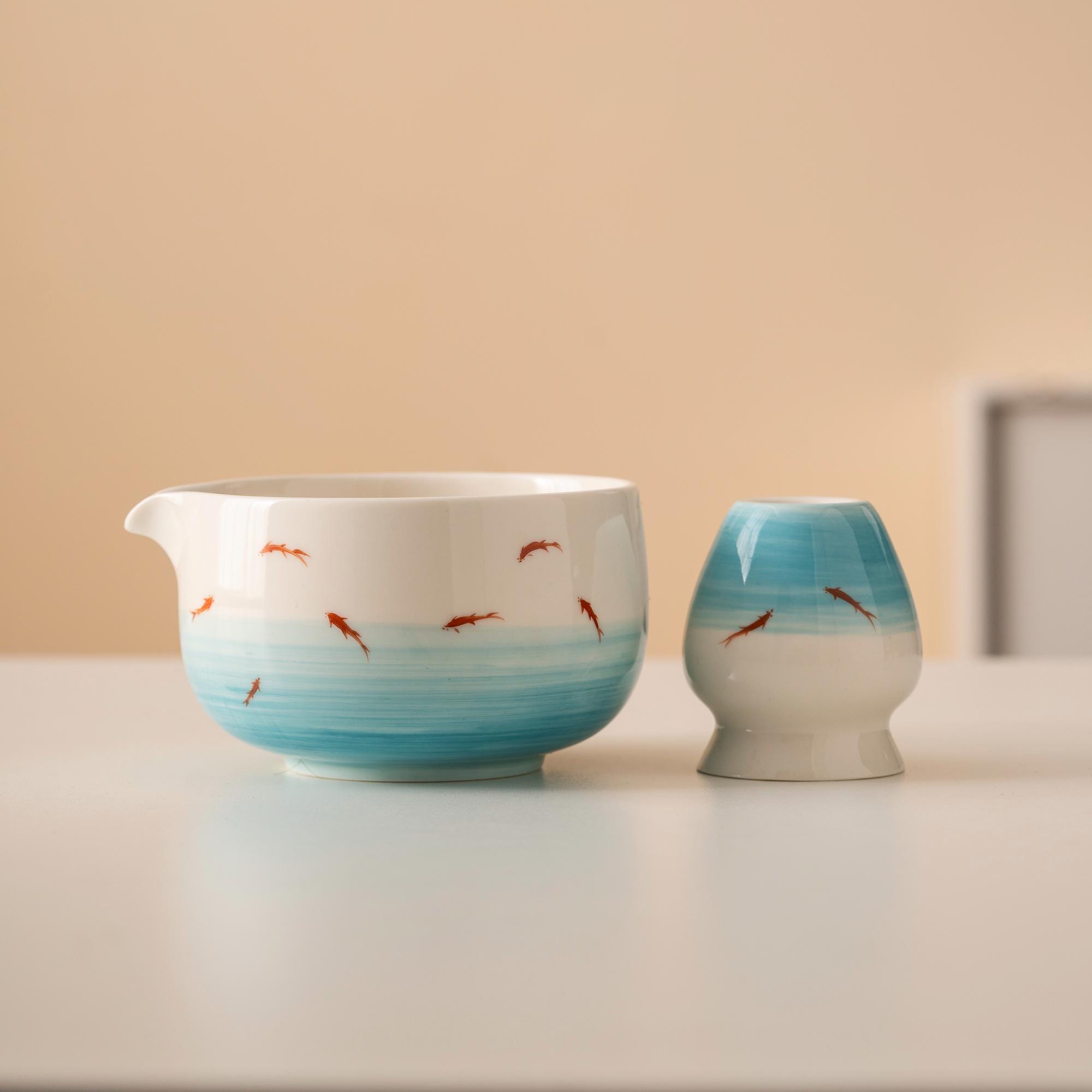 white-fish-hand-painted-ceramic-matcha-bowl-set-with-spout-bamboo-whisk-and-holder-450ml-gift-kit-02 White Fish Hand-painted Ceramic Matcha Bowl Set with Spout, Bamboo Whisk & Holder, 450ml Gift Kit