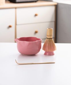 White Floral Ceramic Matcha Bowl Set with Bamboo Whisk & Holder, 500ml Starter Kit