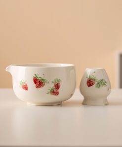 White Strawberry Hand-painted Ceramic Matcha Bowl Set with Spout, Bamboo Whisk & Holder, 450ml Gift Kit