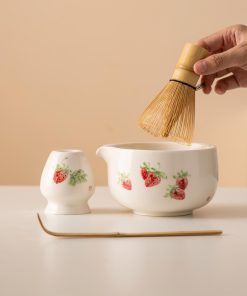 White Strawberry Hand-painted Ceramic Matcha Bowl Set with Spout, Bamboo Whisk & Holder, 450ml Gift Kit